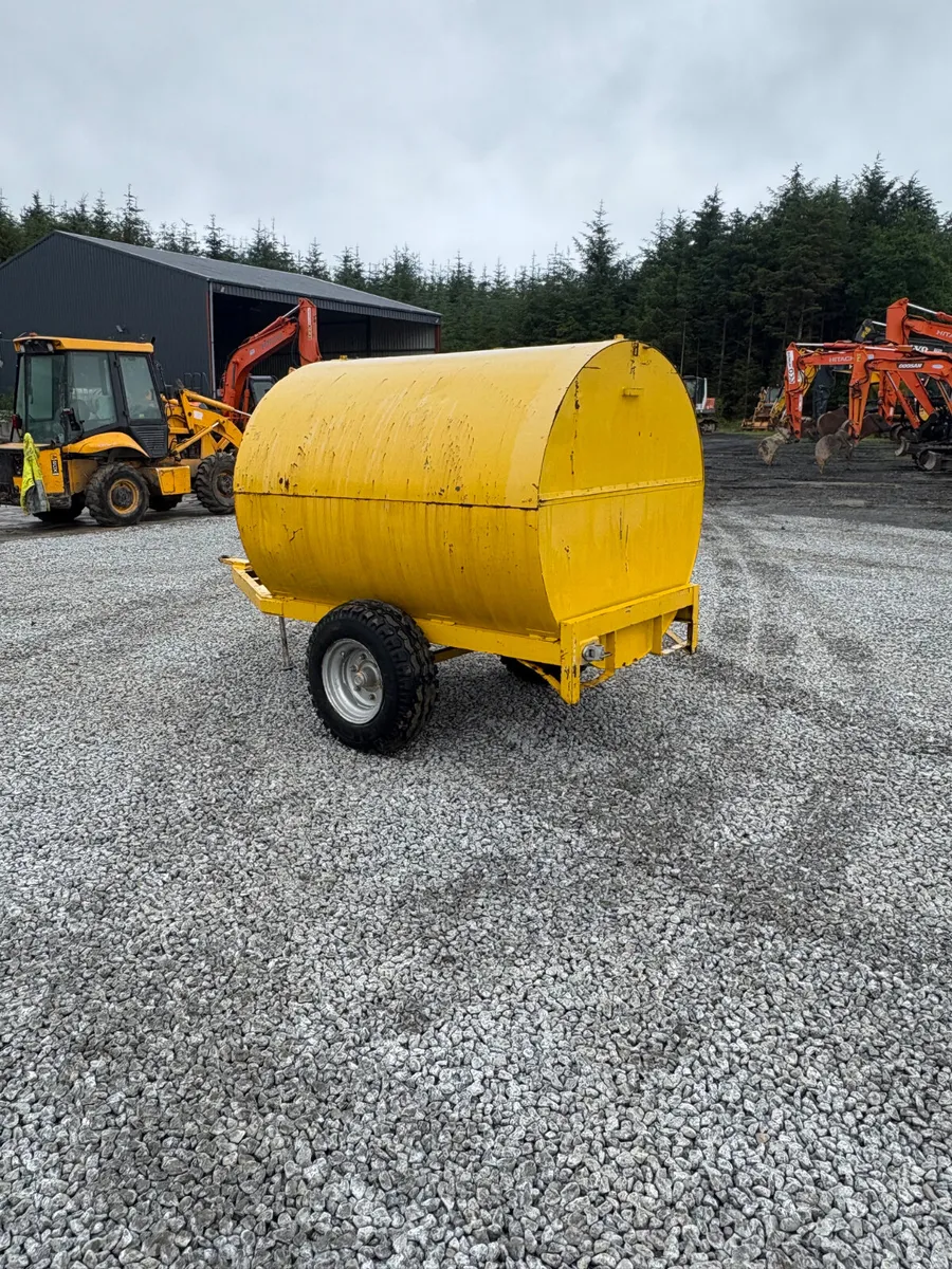 Bunded fuel bowser - Image 1