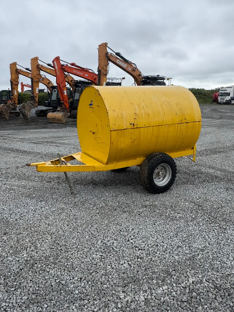 Bunded fuel bowser - Image 4