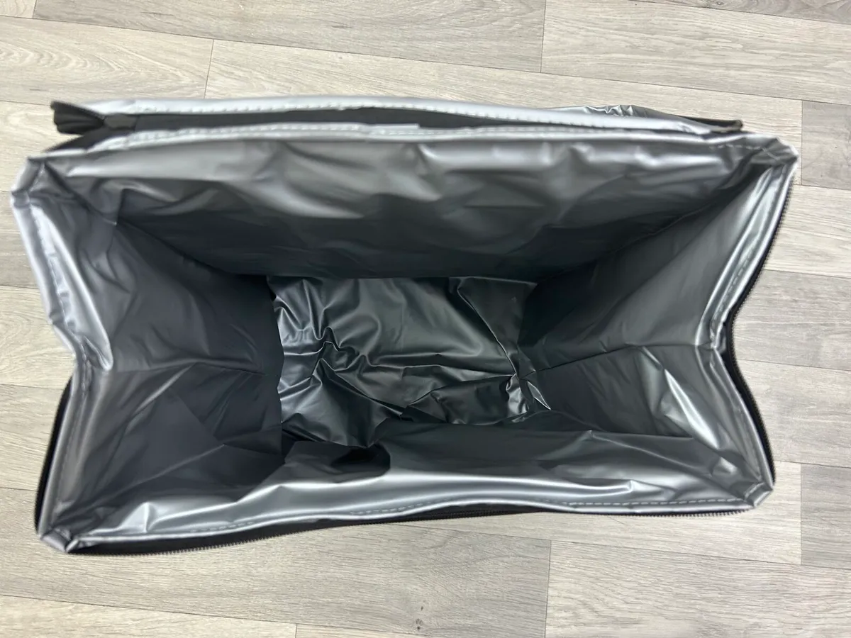 Thermal Backpack Cooler Black Picnic Bag - Image 4