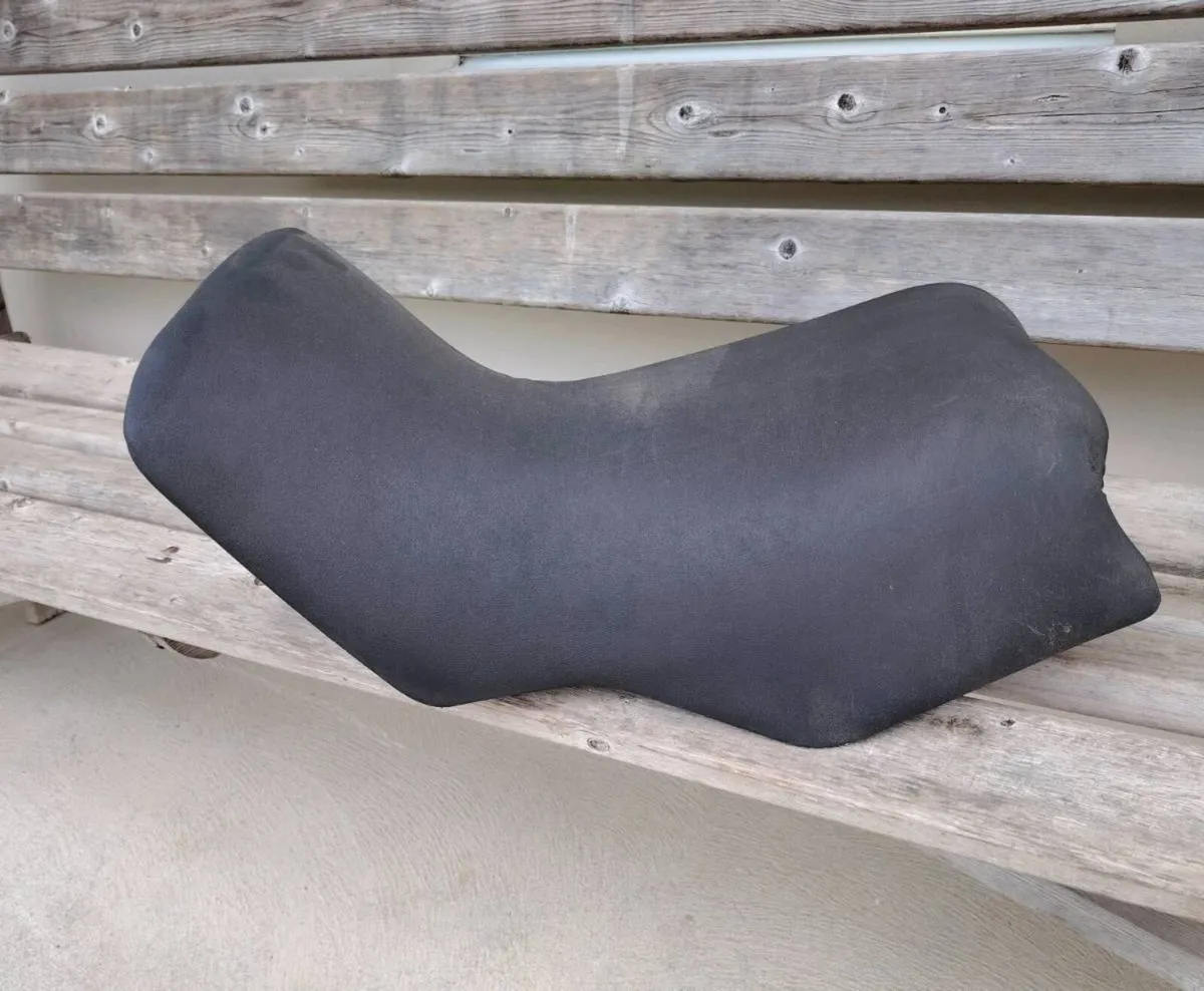 BMW GS Seat & Vintage Light? - Image 2