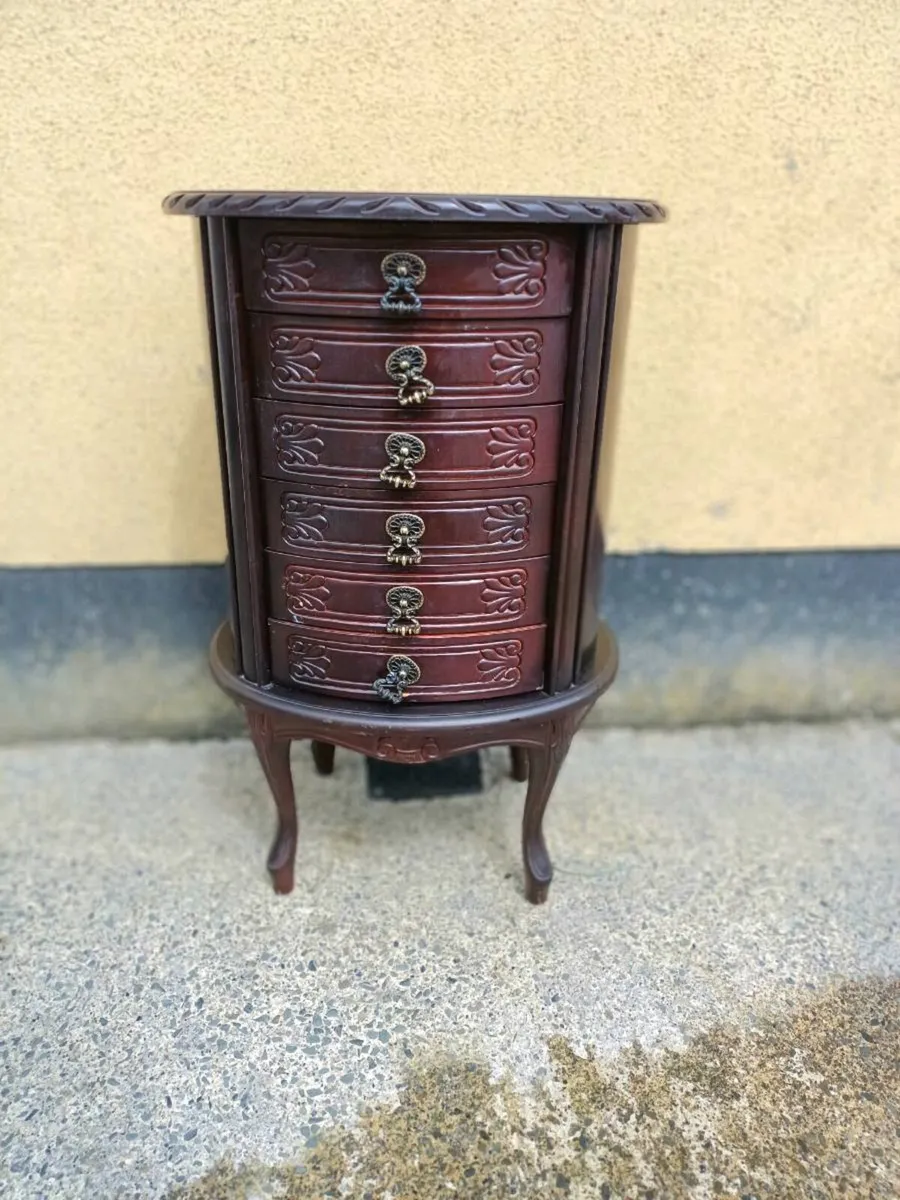 Vintage Mahogany Jewellery Cabinet - Image 1