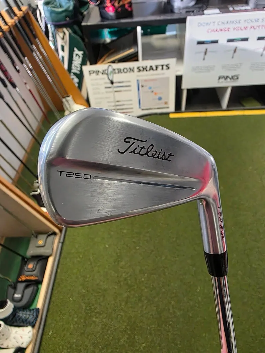 Titleist T150/T250 4G Forged Irons - Image 2