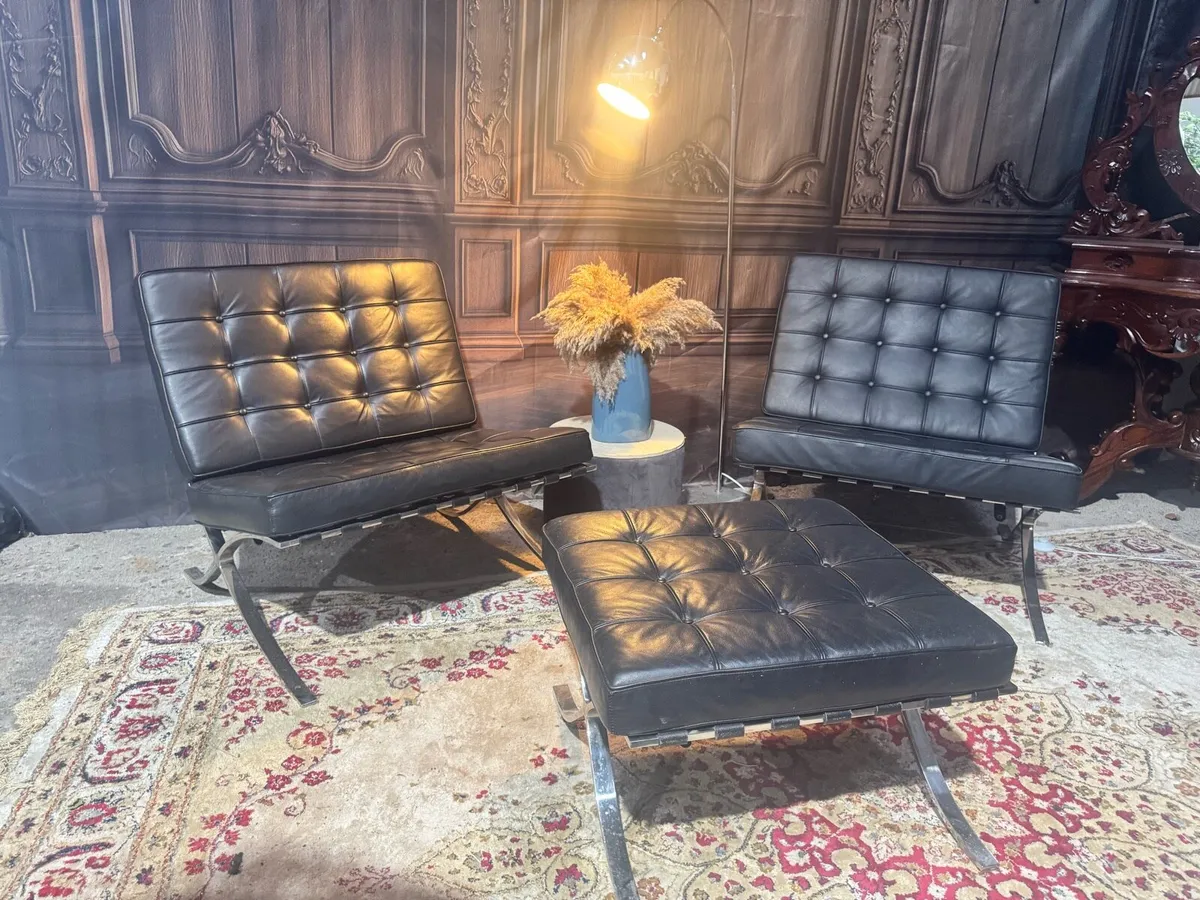 Iconic Barcelona Chairs+footstool - Image 3