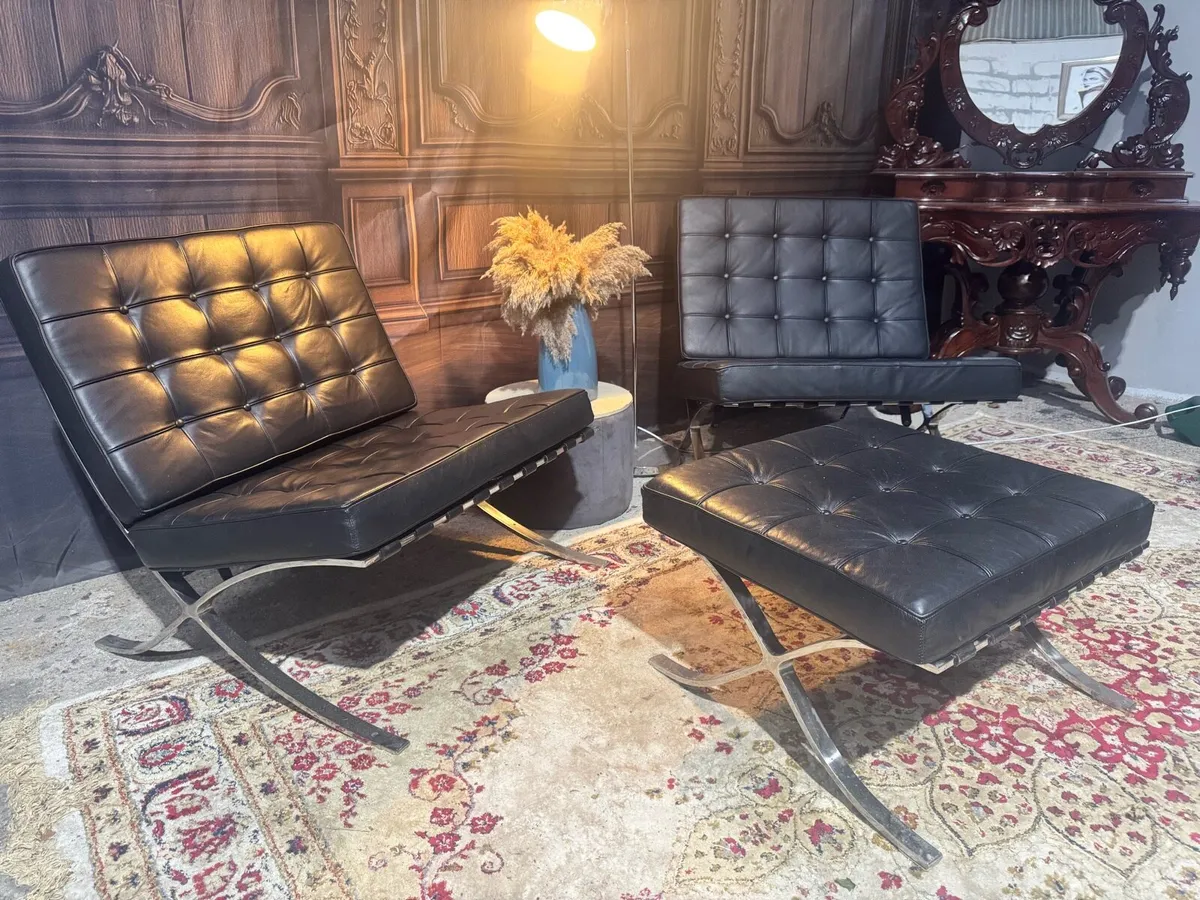 Iconic Barcelona Chairs+footstool - Image 4