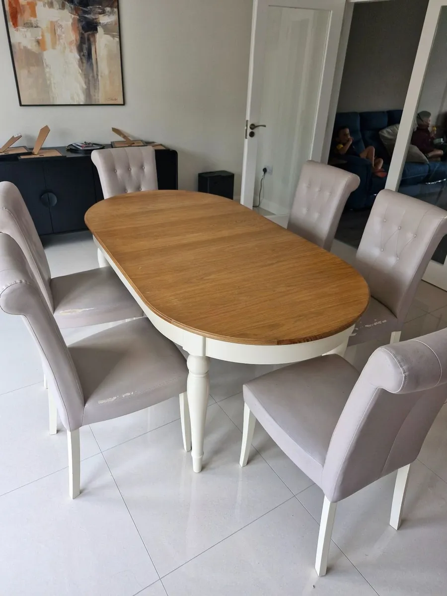 Kitchen Table - Image 1