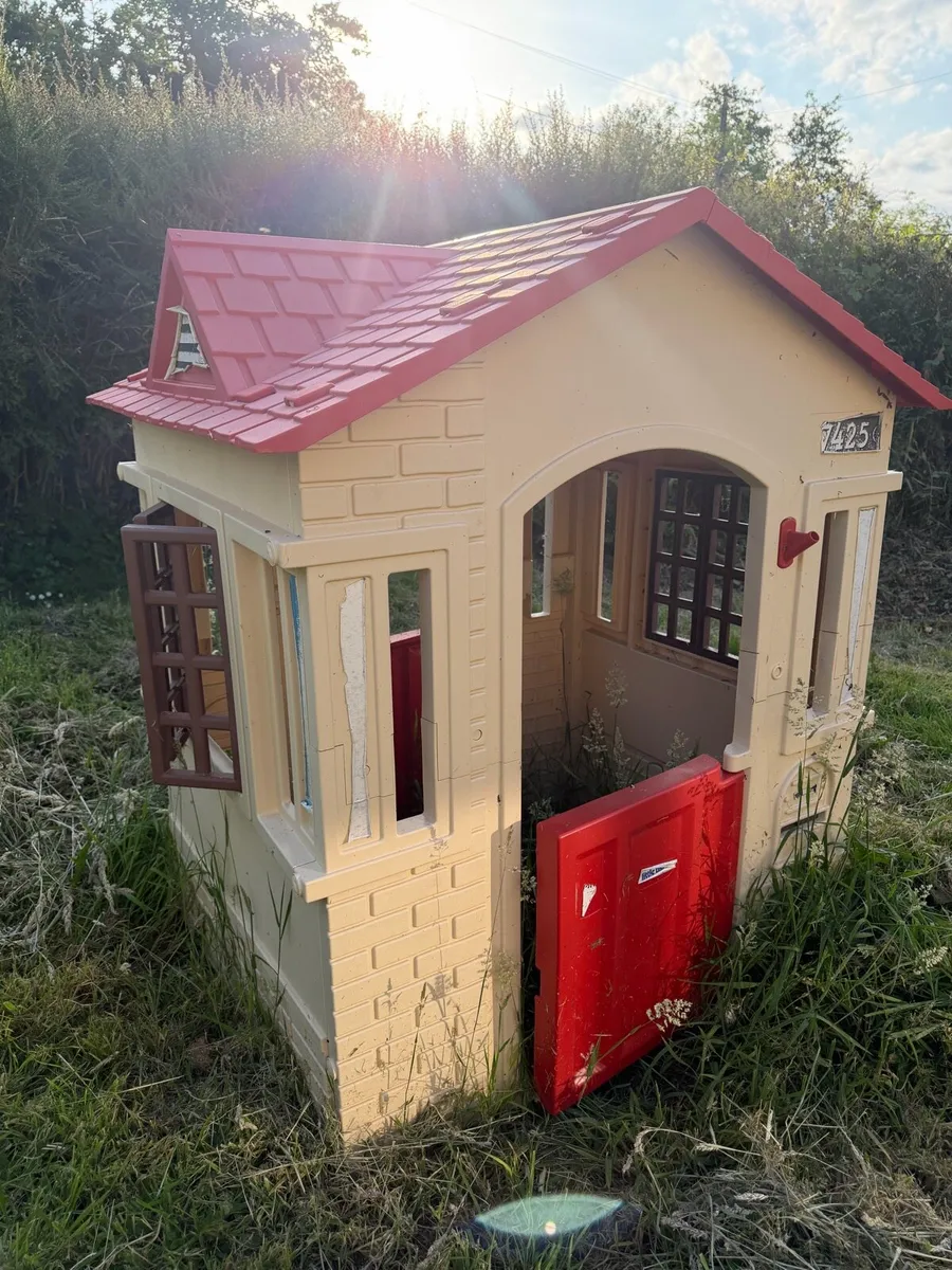 Little tikes playhouse - Image 2