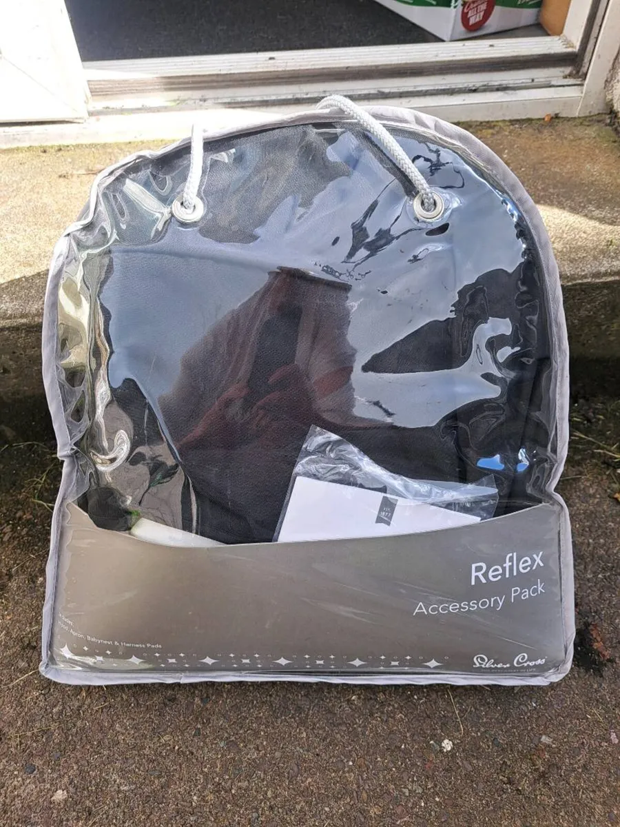 Silver cross reflex and other baby bits - Image 4