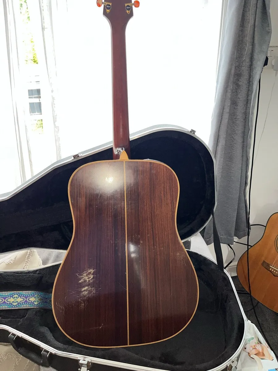 Guitar - Image 3
