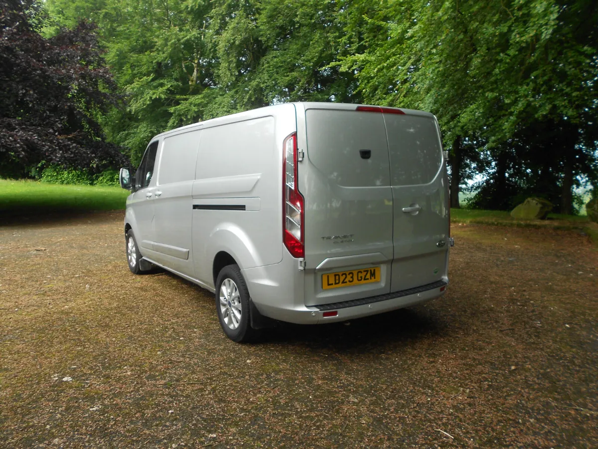 Ford Transit Custom 2023 - Image 4