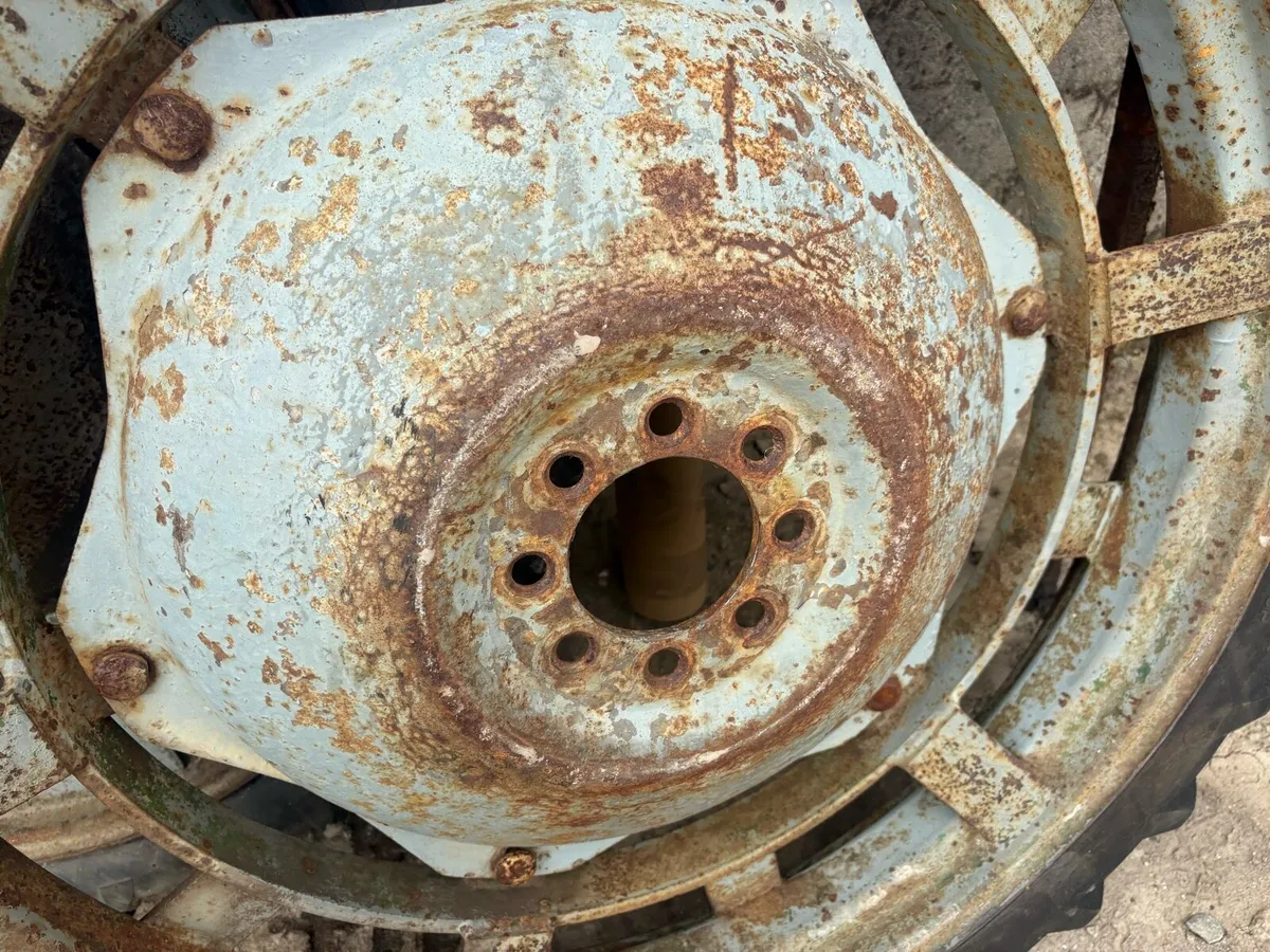 Rowcrop Ferguson wheels - Image 3
