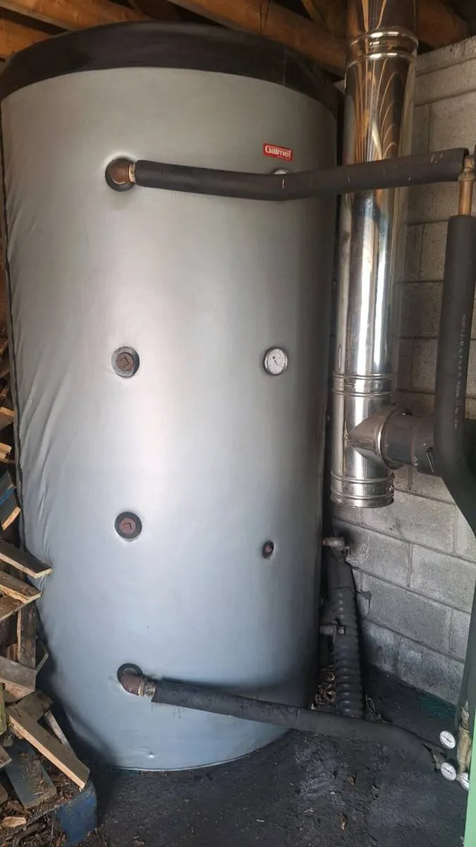 Solid fuel Defro Burner & 2000 litre buffer tank - Image 2