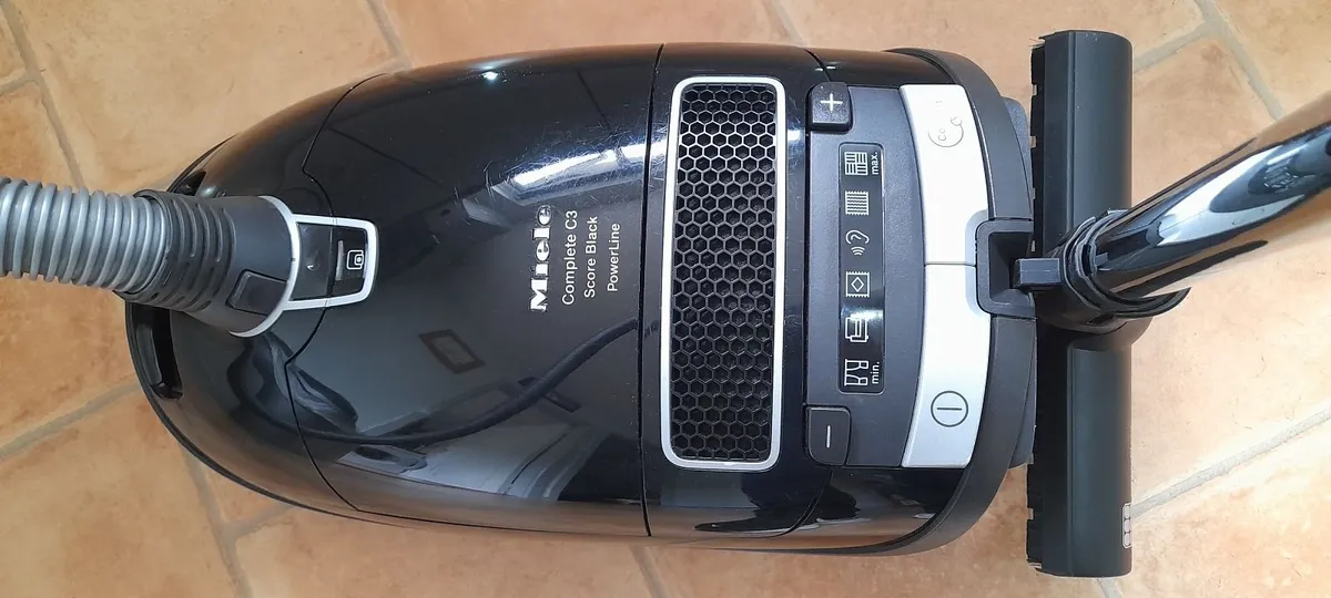 Miele vacuum/Hoover cleaner - Image 3