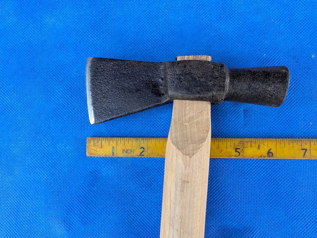 Hammer / Axe - Image 1