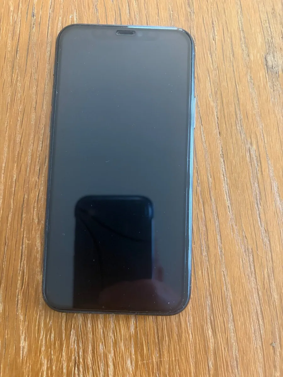 I phone 11 pro - Image 3