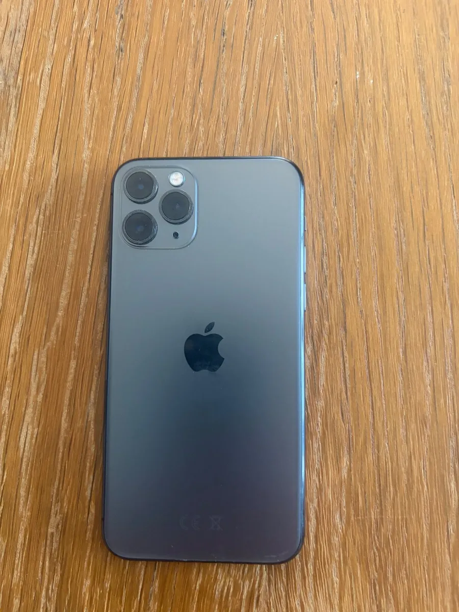 I phone 11 pro - Image 4