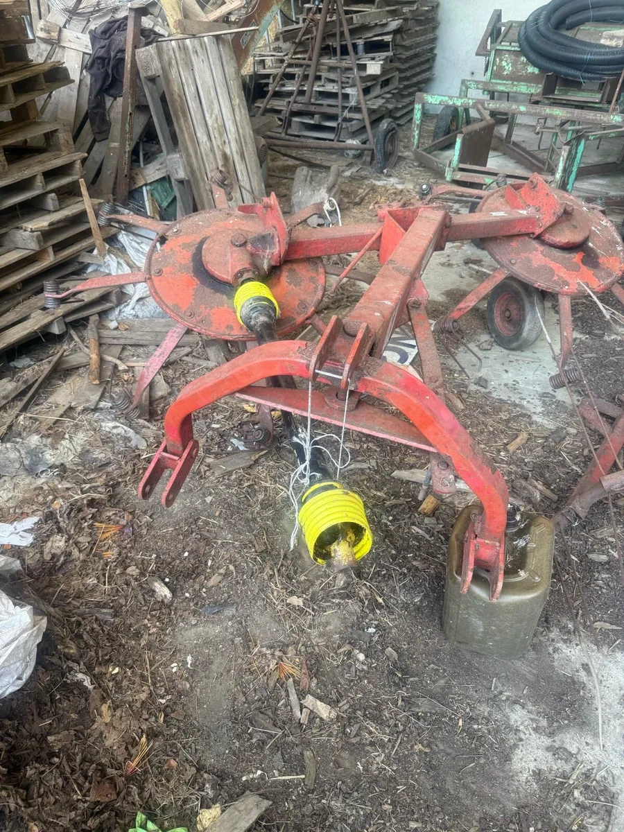 Lely 300 hayrake - Image 4
