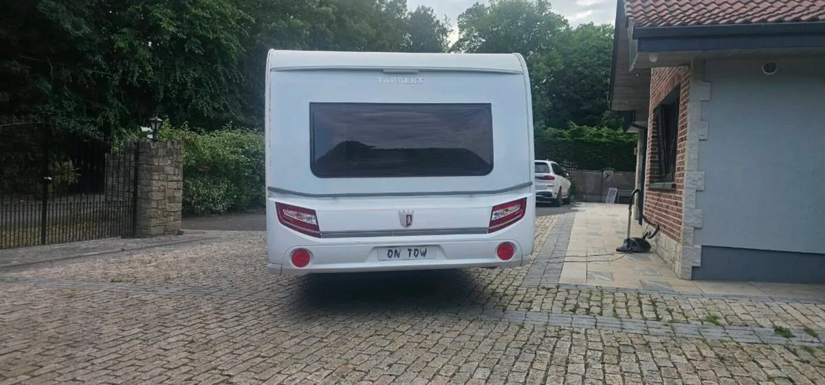 Caravan - Image 2