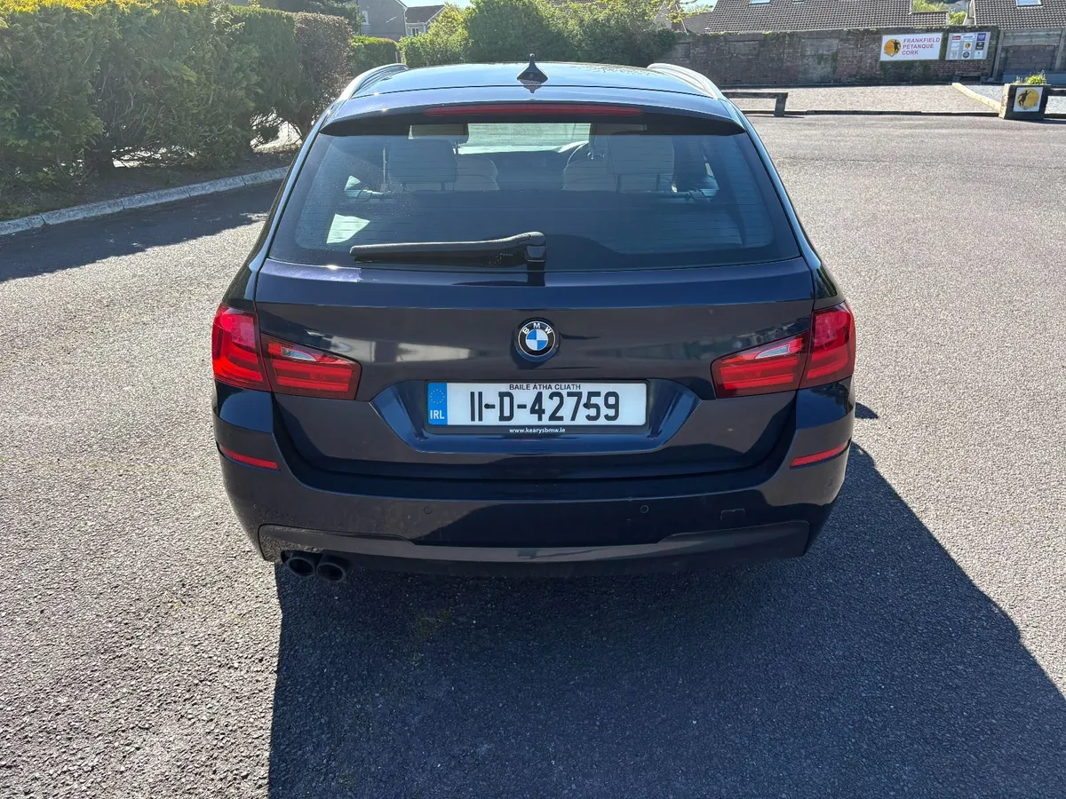 BMW 5 Series M SPORT Automatic Tourer F11 520D - Image 3