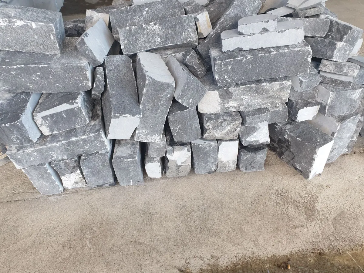 Building limestone - Image 4