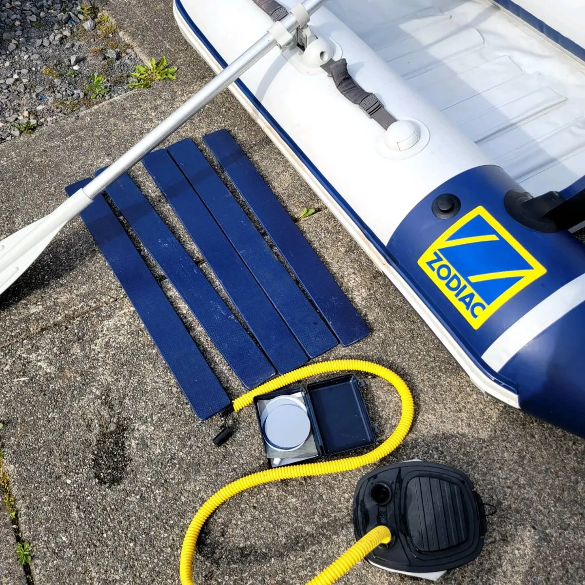 Zodiac c240 rib tender fishing boat as new - Image 2