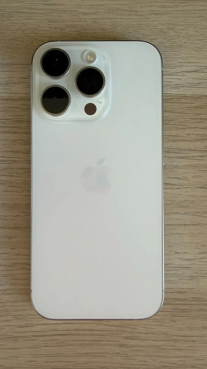 iPhone 16 Pro White 128GB - Image 2