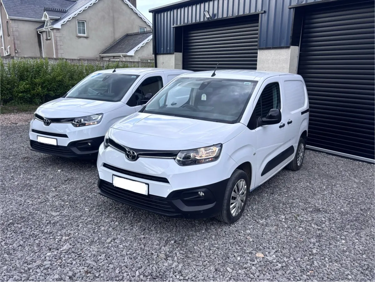 2024 Toyota Proace City - Image 3