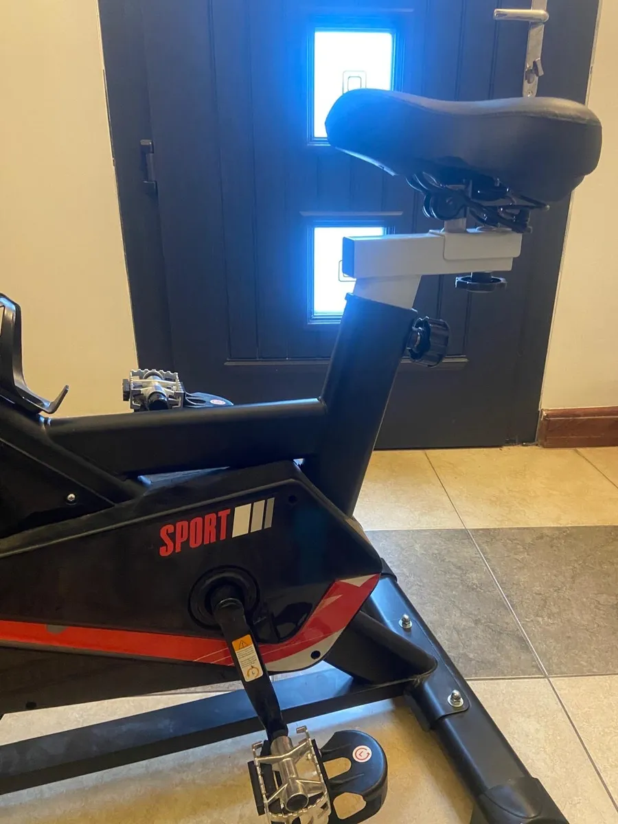 Exercise bike - Image 4