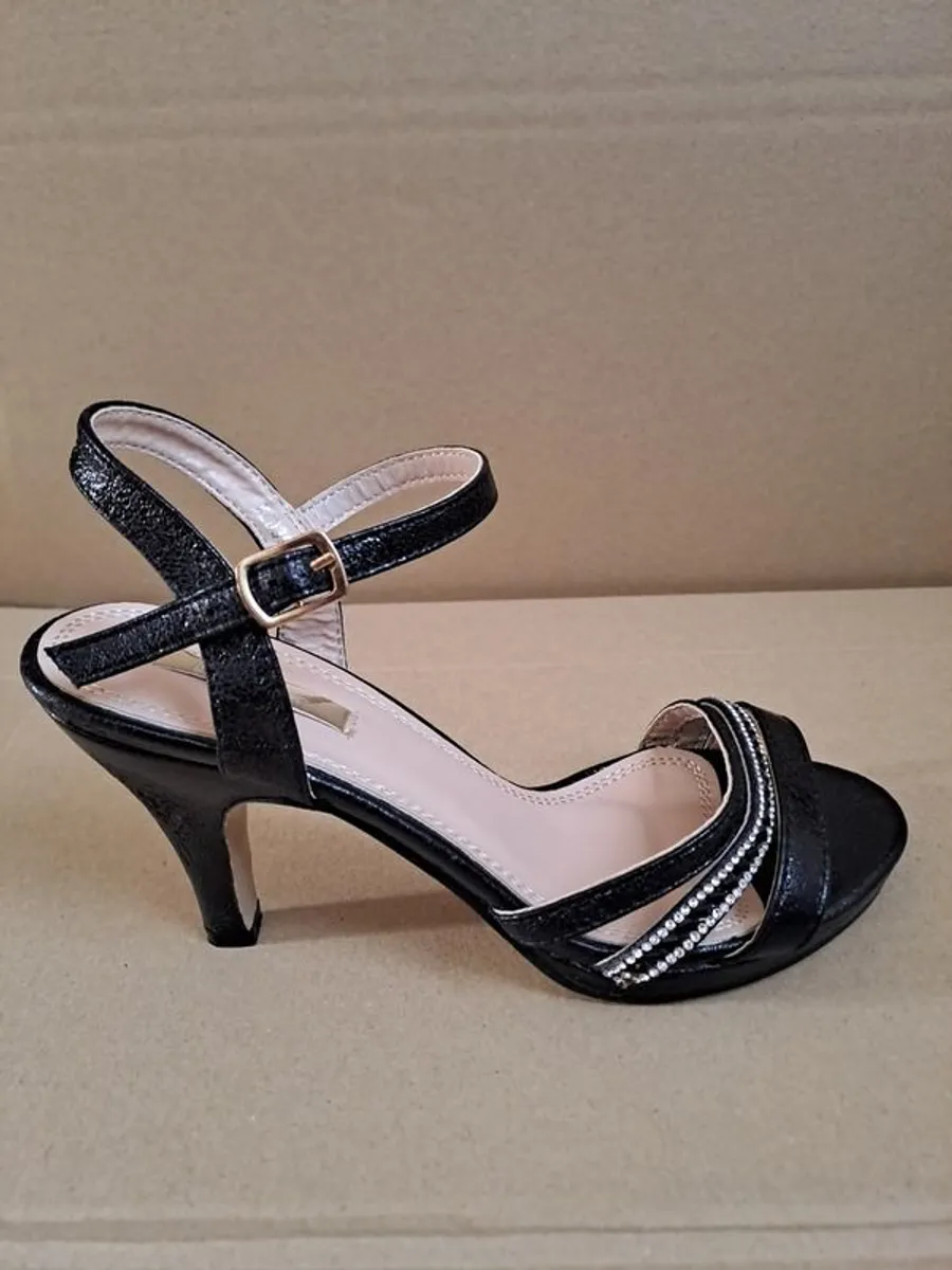 Sandals - Image 2