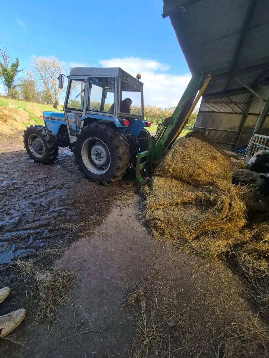 LANDINI 8830  4 X 4 TRACTOR  90 HP - Image 2