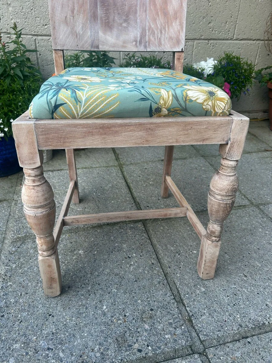 Chair - Image 4
