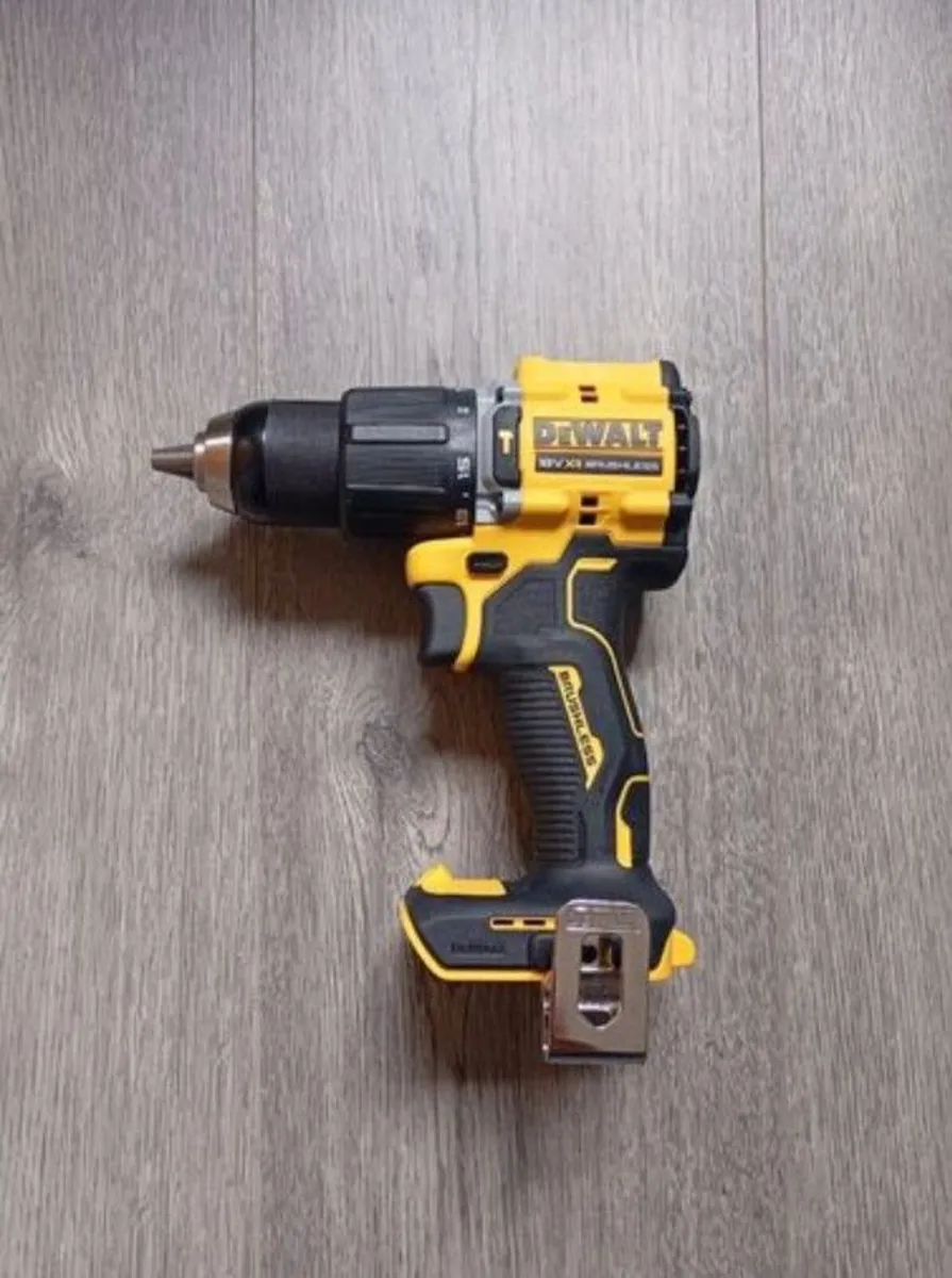 DeWalt dcd799 Combi Drill - Image 1