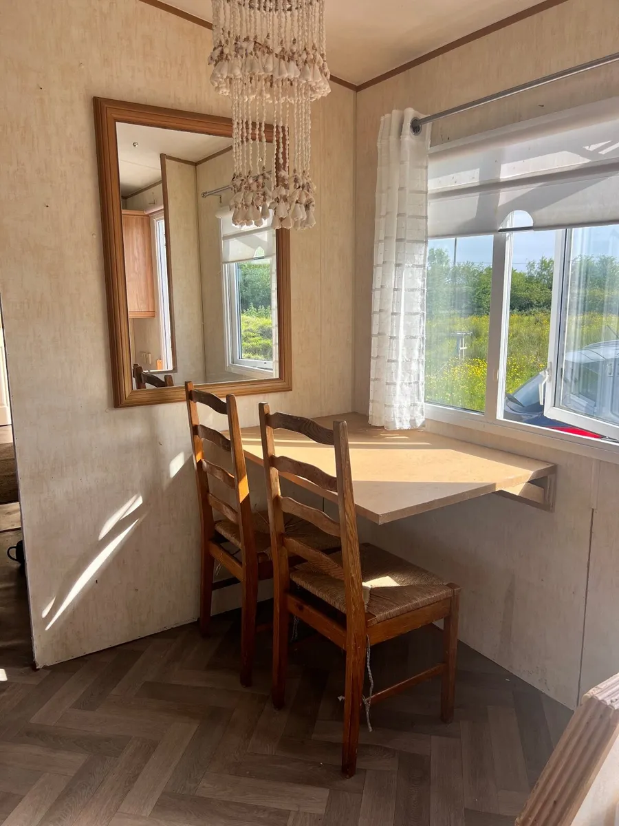 Mobile Home - Image 3