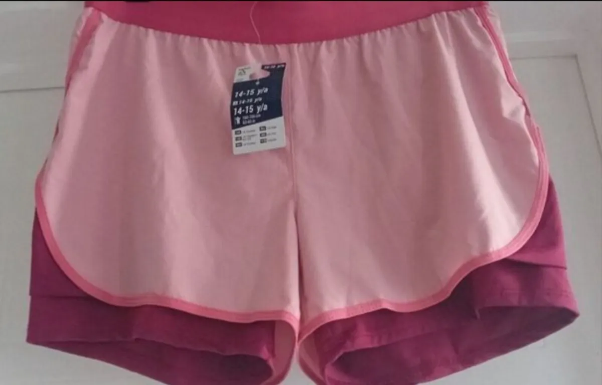 NEW Shorts  XS