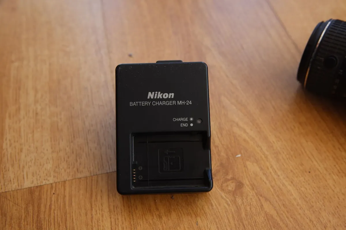 Nikon D3300 with 18-55mm 3.5-5.6GII Lens - Image 4