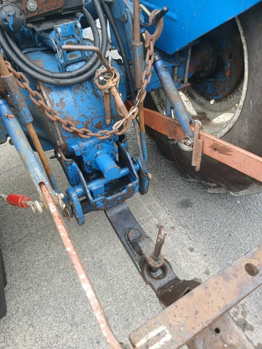 Ford 3000 - Image 1