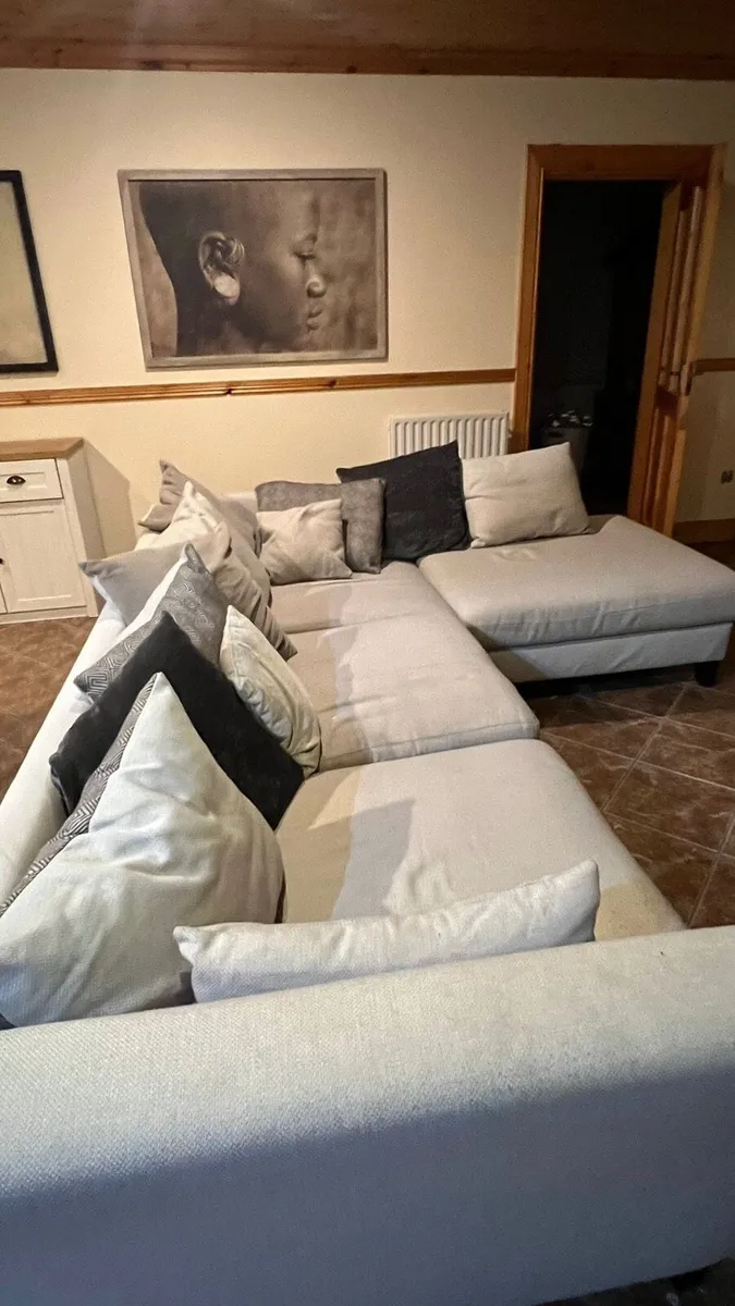 Sofa - Image 3