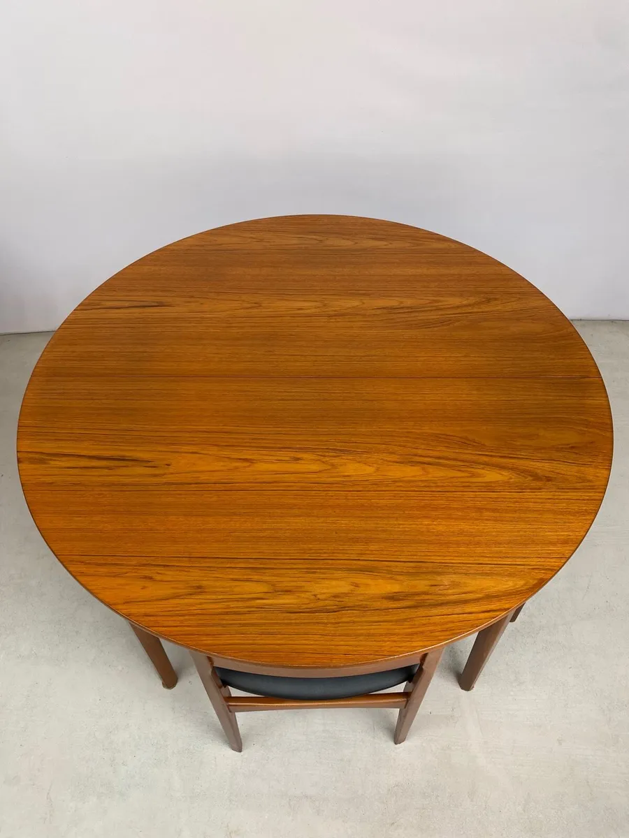 Rare Mid Century Nathan Roundette Table & Chairs - Image 2
