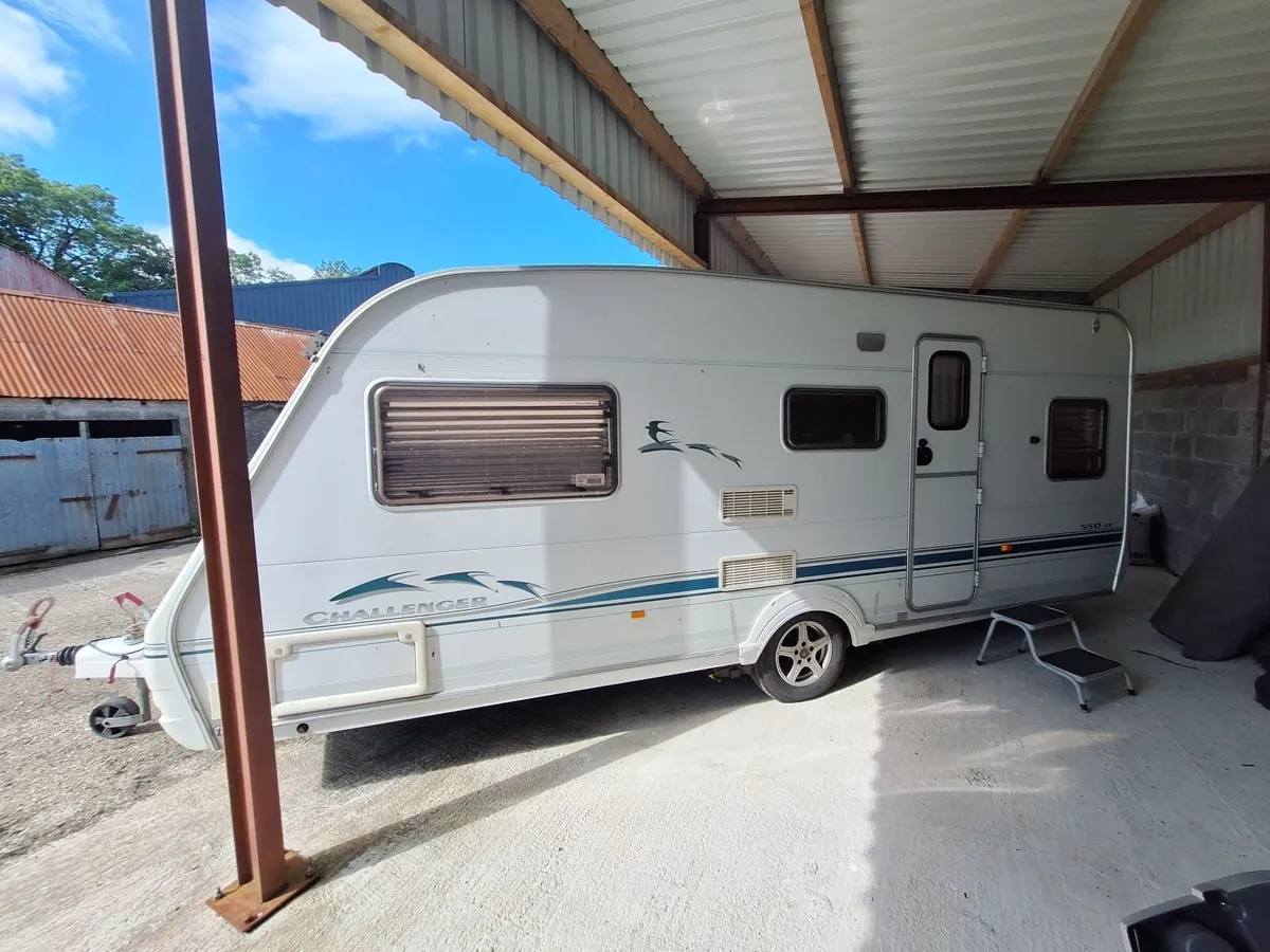 2004 Swift Challenger Caravan - Image 1