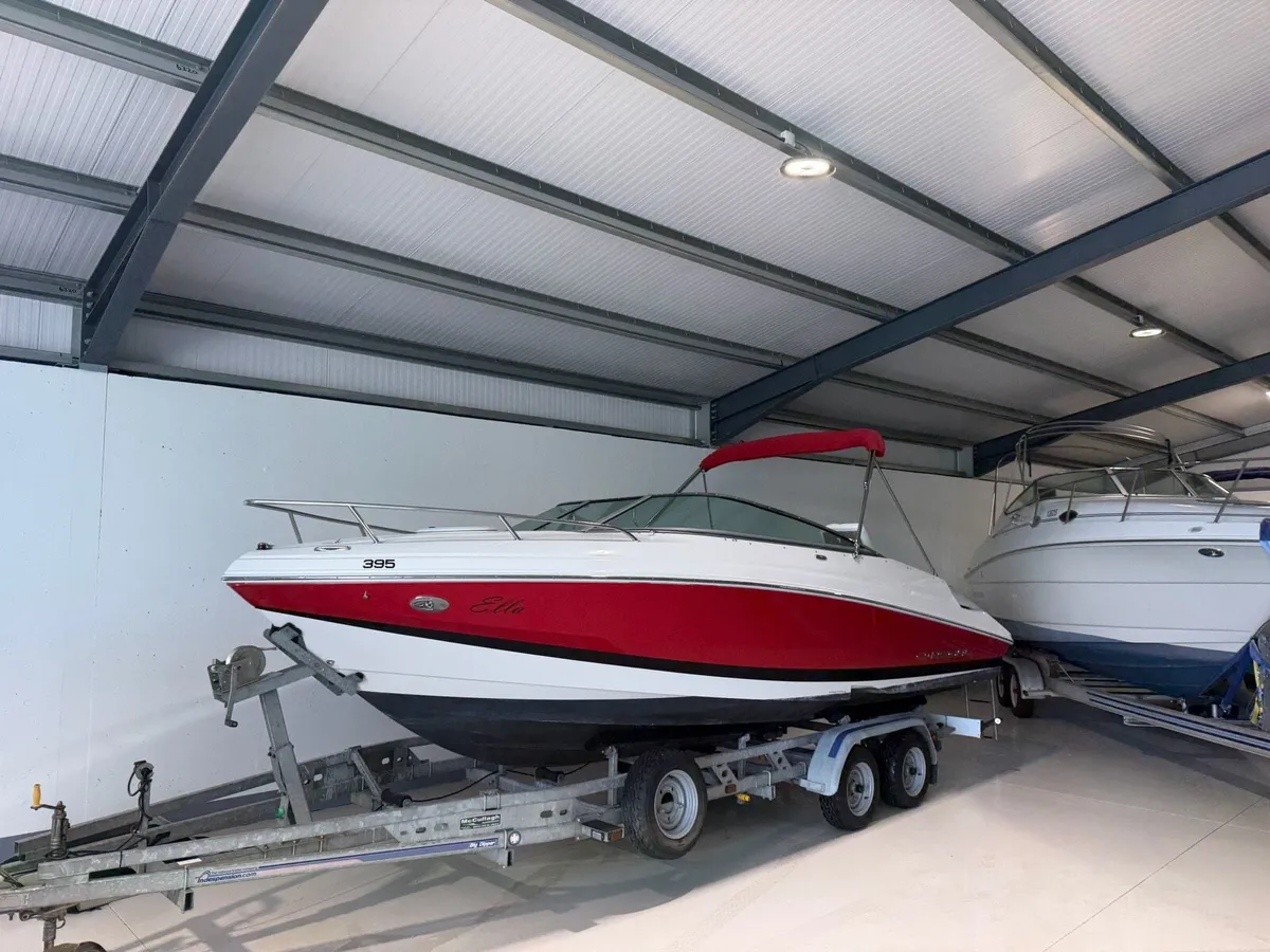 Regal 2250 boat sports cuddy cruiser - Image 1