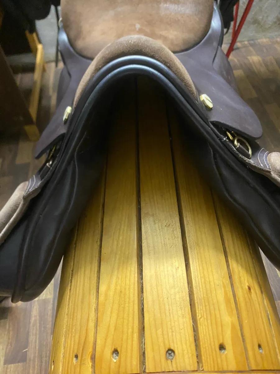 Premier Leather and suede wide saddle - Image 4