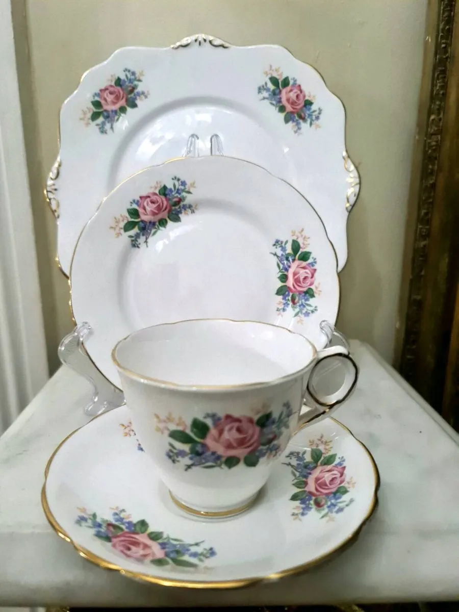 Royal stafford teaset - Image 4