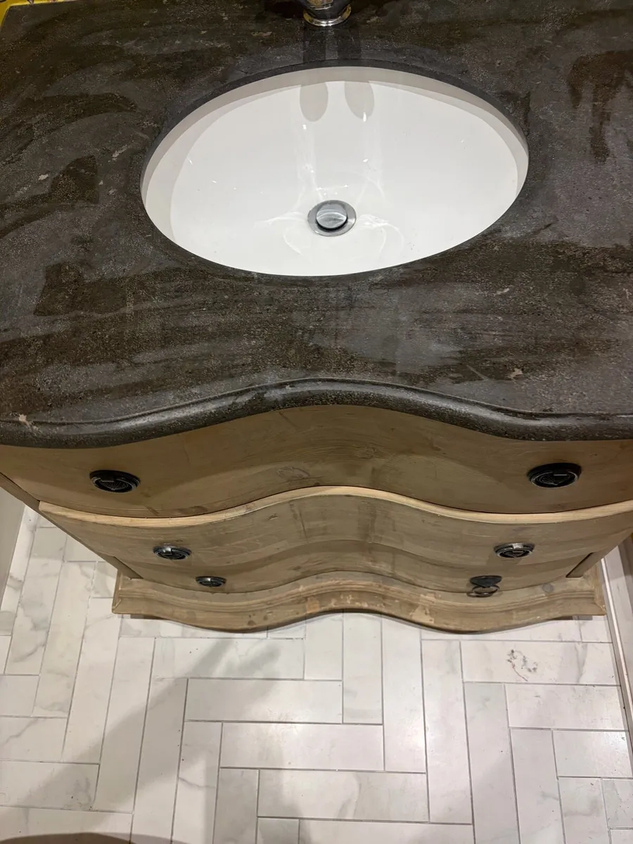 Vanity Unit - Image 1