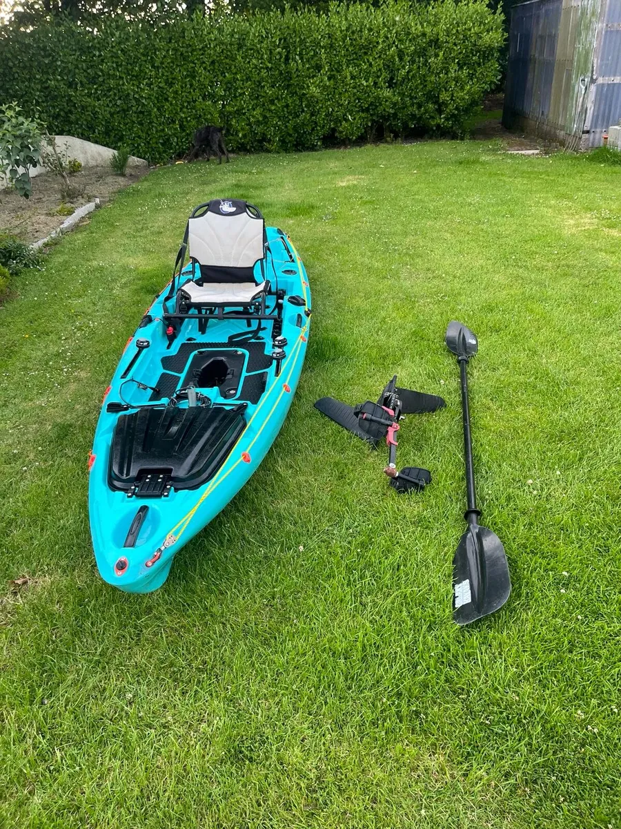 Pedal Drive Fishing Kayak - Image 1