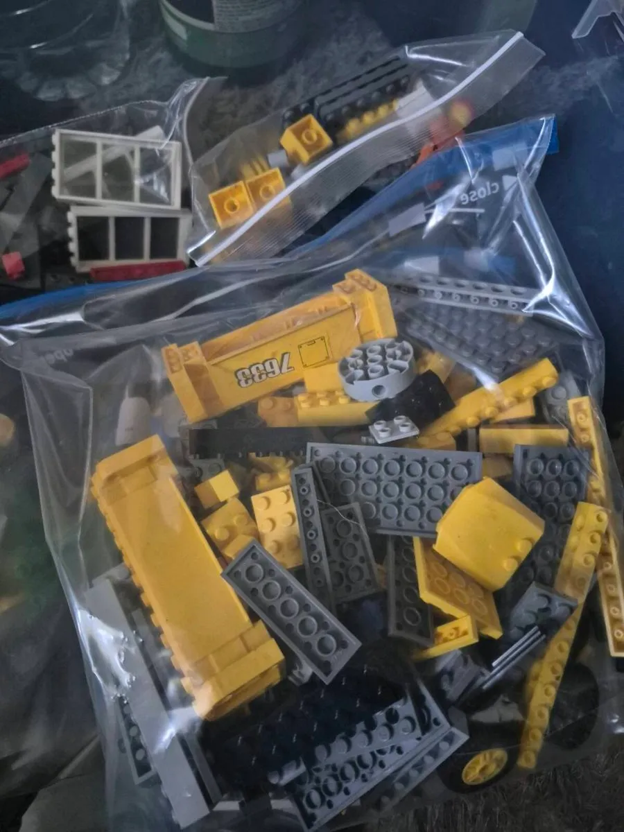 Lego Lot - Image 4