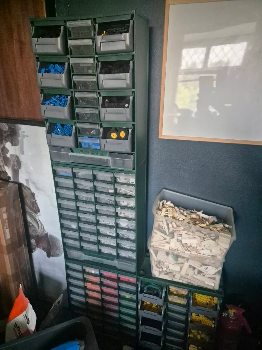 Lego Lot - Image 1