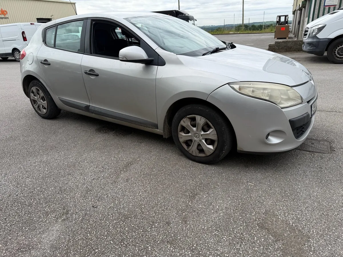 Renault Megane 1.5dCi for breaking - Image 1