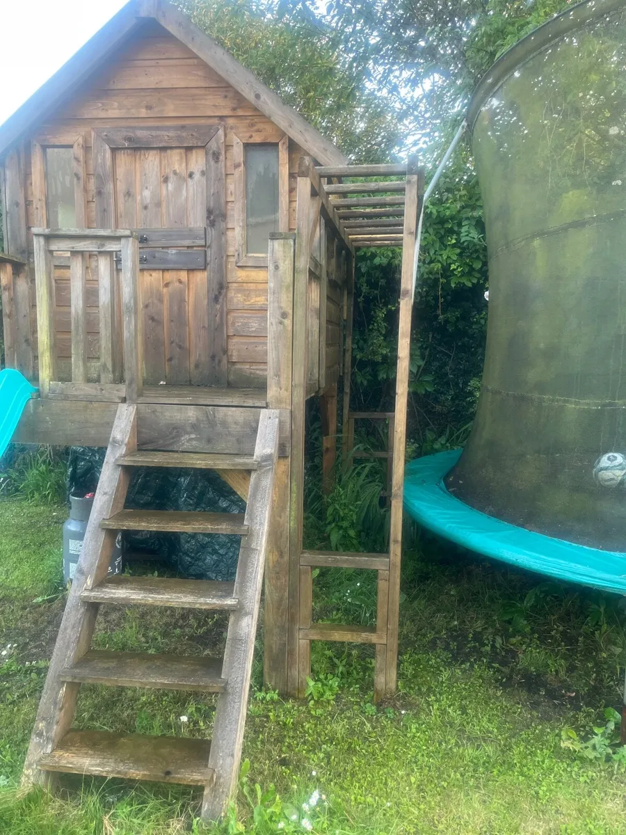 Tree house - Image 2