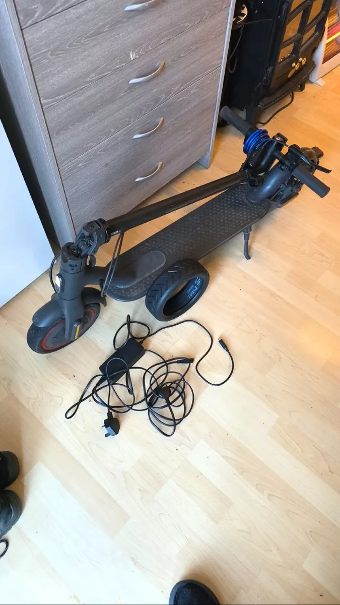 Xiaomi Pro2 Scooter - Image 2