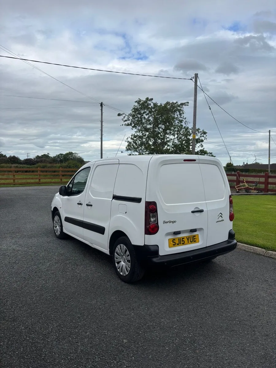 2015 Citroen berlingo 3 seater - Image 2