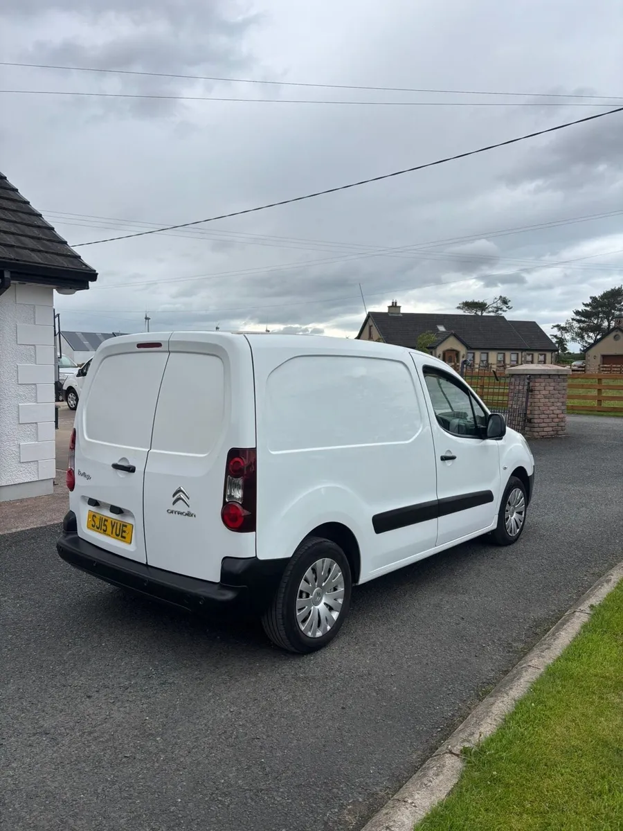 2015 Citroen berlingo 3 seater - Image 3